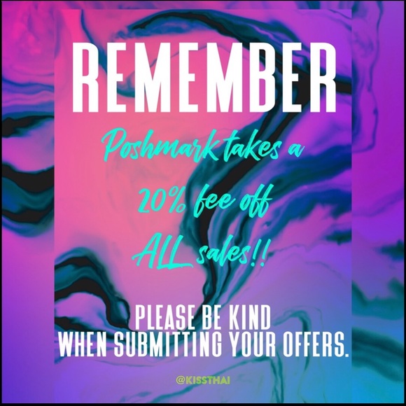 ⚡️CLOSET CLEAROUT⚡️ - Picture 3 of 4